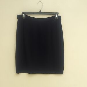 Pretty, Versatile Navy St.John Skirt